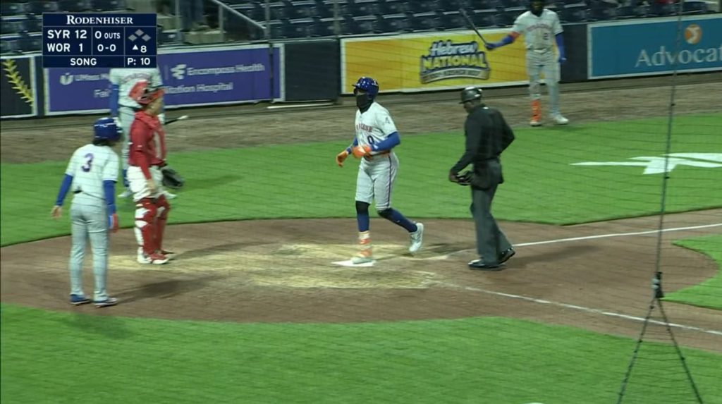 Mauricio (3), De La Cruz (2) montan Derby de jonrones