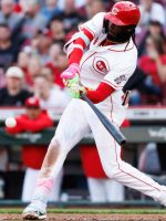 De La Cruz batea doble y sencillo en MLB