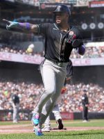 Ketel Marte pega doble y tres sencillos en MLB