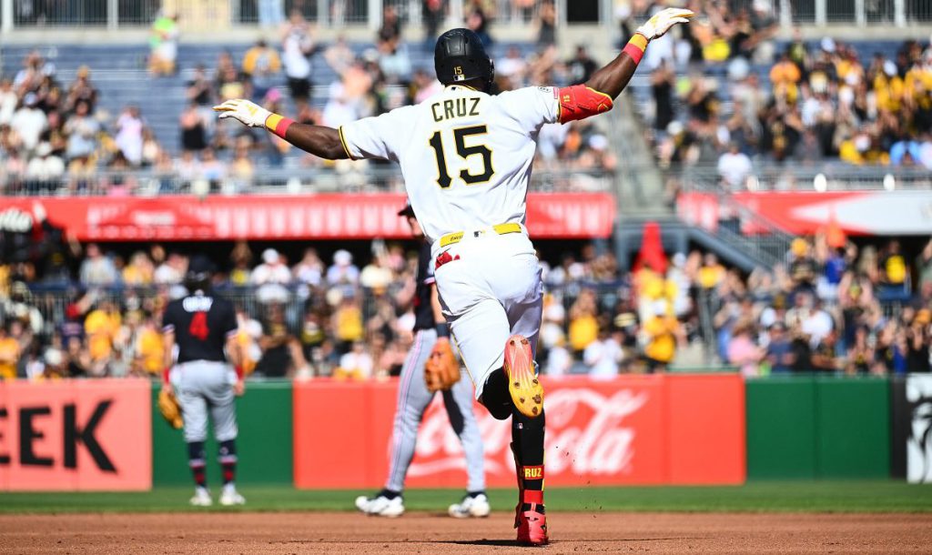 Oneil Cruz vuelve a jonronear en MLB Oneil Cruz vuelve a jonronear en MLB
