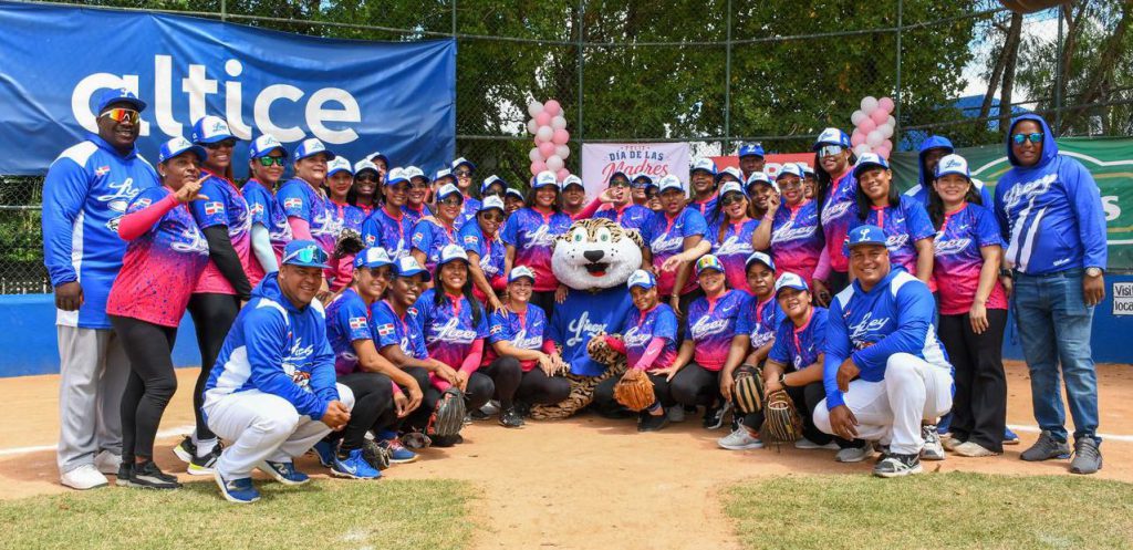 Licey celebra tradicional Día de Las Madres Licey celebra tradicional Día de Las Madres