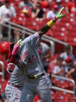 De La Cruz, Rojas Jr. y Muñoz batean jonrones en jornada dominical