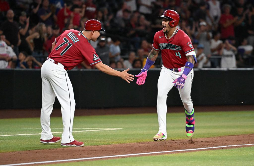 Marte y Adames conectan vuelacercas en MLB Marte y Adames conectan vuelacercas en MLB