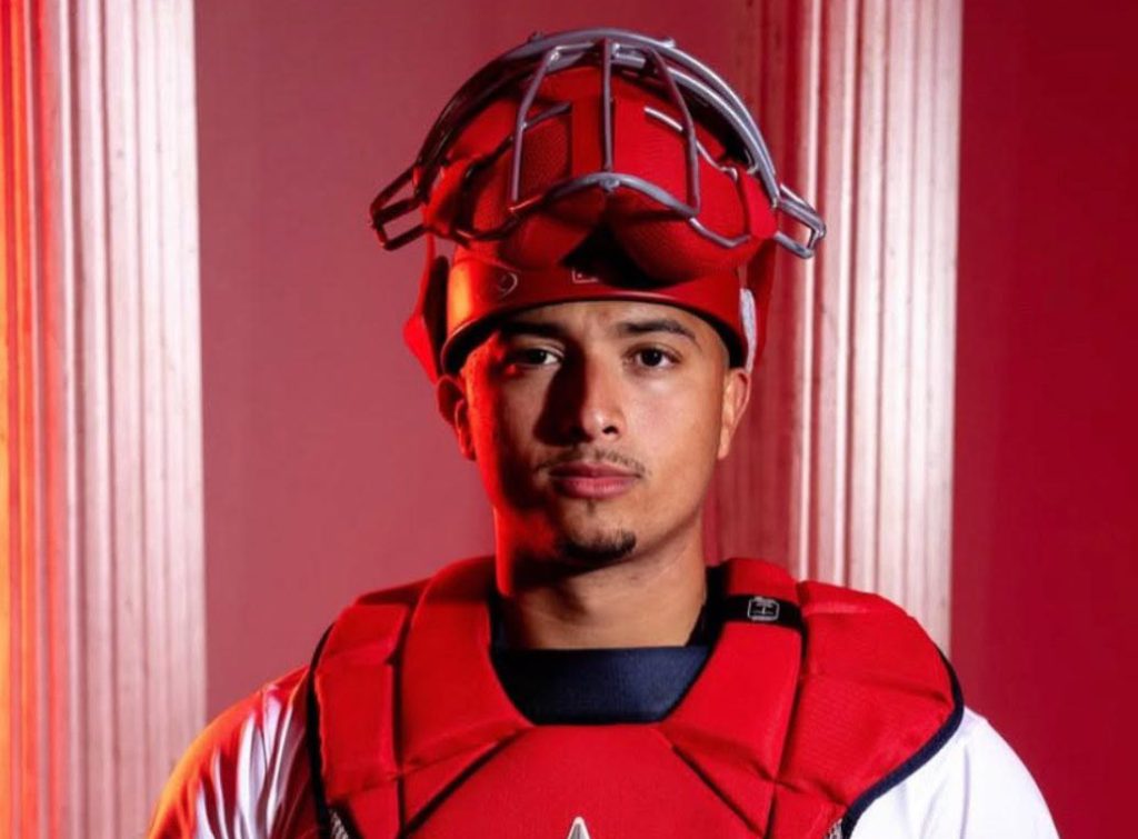 Romero Jr., Hernández y De La Cruz se van sobre la verja
