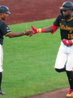 Oneil Cruz regresa con cuadrangular en las Grandes Ligas