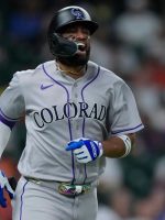 Willi Castro conecta cuadrangular 12 en la MLB