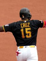 Cruz, Peguero y Romero Jr. dan vuelacercas en jornada dominical