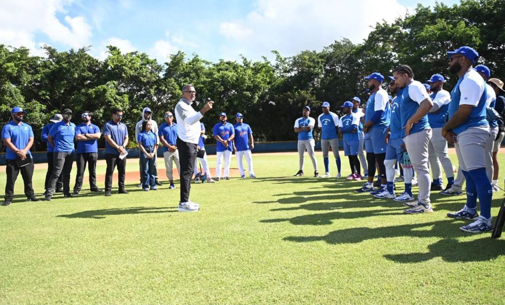 Hernández, Cordero y Valdez encabezan apertura de entrenamientos Licey Hernández, Cordero y Valdez encabezan apertura de entrenamientos Licey